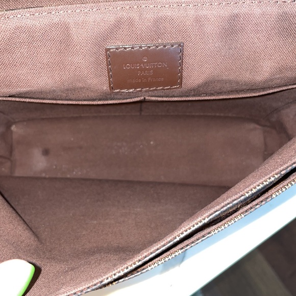 Louis Vuitton IMMACULATE and RARE Damier Ebene Crossbody Bag - Picture 10 of 14